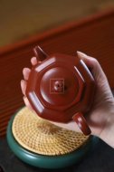 《八方納?！反蠹t袍清全手工老師作品收藏