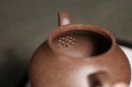 《七彩砂之三足福源》宜興工藝美術(shù)師手工紫砂壺茶壺老師七彩砂創(chuàng)新壺