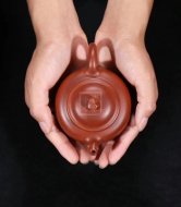 《頑石》