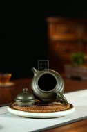 《三足龍泉》宜興紫砂壺工藝美術(shù)師純手工民國綠泡茶壺創(chuàng)新壺茶具