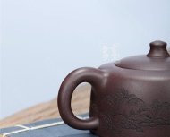 《天際》