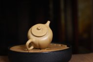 《菊蕾》宜興紫砂壺助理工藝美術(shù)師手工標(biāo)本級(jí)本山段泥泡茶壺菊蕾茶具