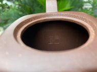 吉獅獻(xiàn)瑞