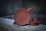 《金龍出?！芬伺d紫砂壺作品全手工底槽青