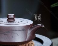 《柱礎(chǔ)》