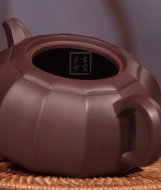 《井泉》宜興高級工藝美術(shù)師手工半月紫砂壺茶壺茶具紫泥