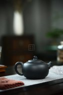 《云臺(tái)聽(tīng)松》