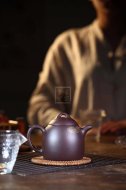 《祥云秦權(quán)》
