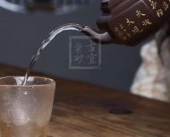 《六方雪華》
