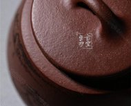 《魚(yú)罩壺》
