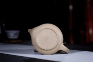 《福在眼前》宜興紫砂壺曲壺工藝美術(shù)師手工本山綠泥泡茶壺禮品