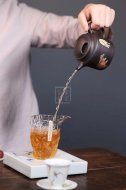 《五牛圖》宜興紫砂壺工藝美術(shù)師純手工石黃泥牛蓋茶壺紫砂茶具