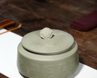蜻蜓點水