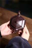 《六方虛扁》
