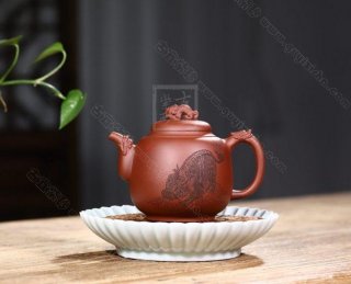 《靈龍納?！? title=