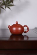 《西施》宜興紫砂壺西施助理工藝美術師手工大紅袍茶壺
