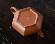 龍紋六方