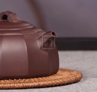 《井泉》宜興高級工藝美術(shù)師手工半月紫砂壺茶壺茶具紫泥