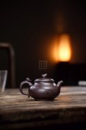 《金猴獻(xiàn)瑞》