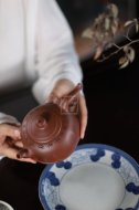 《裙舞》宜興紫砂壺工藝美術(shù)師純手工創(chuàng)新壺泡茶壺底槽青茶具