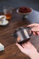 《五牛圖》宜興紫砂壺工藝美術(shù)師純手工石黃泥牛蓋茶壺紫砂茶具