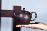 《梵蓮宮燈》宜興紫砂壺實(shí)力派名家手工80目紫泥泡功夫茶壺禮品商務(wù)送禮宮燈