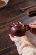 《三足乳丁》宜興紫砂茶壺實(shí)力派名家保真純手工紫泥乳鼎