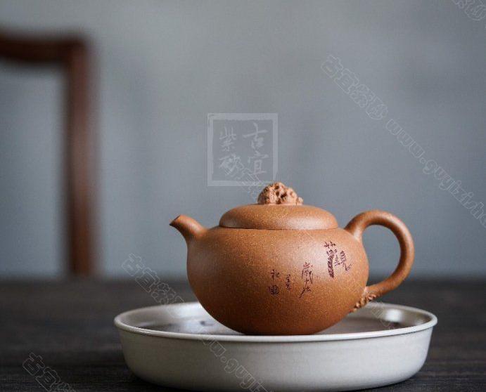 《觀(guān)云》